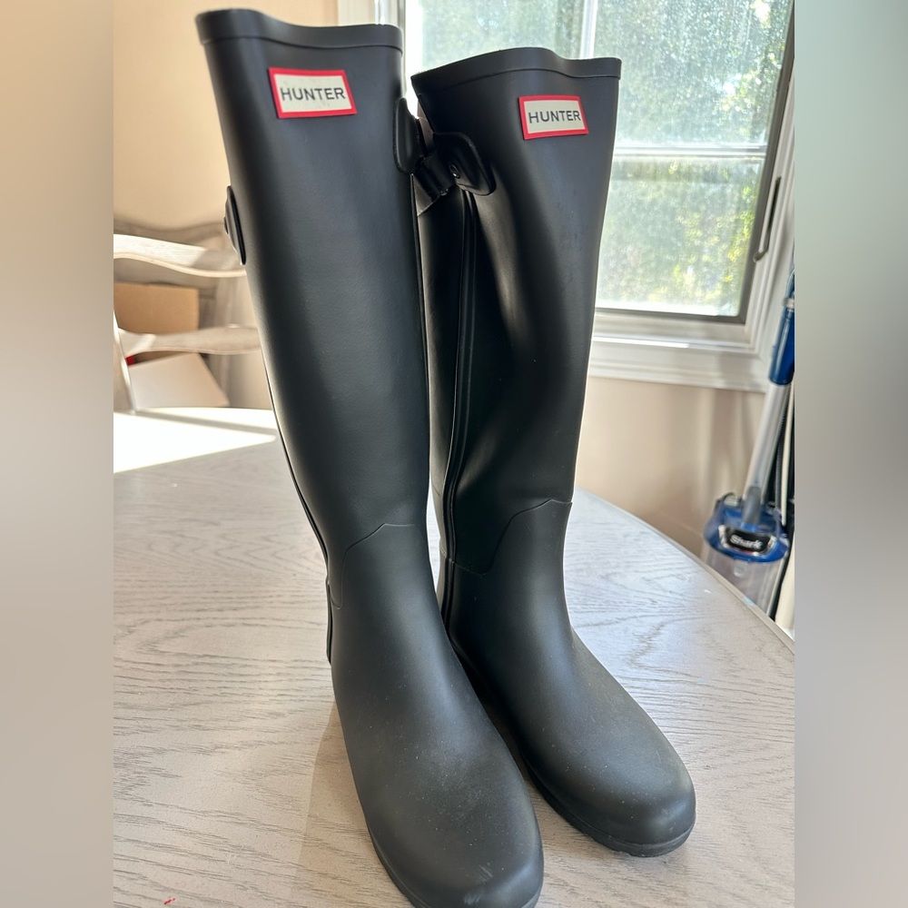 Hunter rain boots women’s size 5